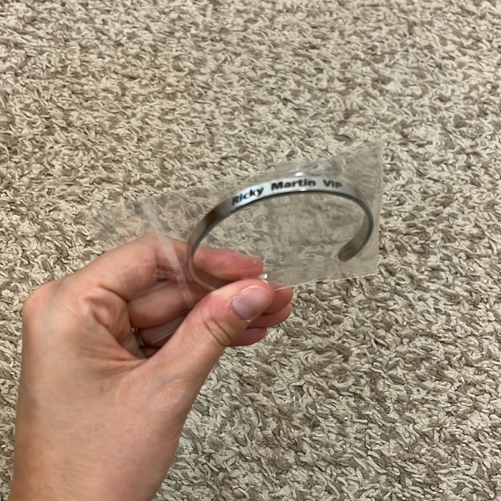 NWOT Ricky Martin VIP Silver Bracelet Bangle Cuff